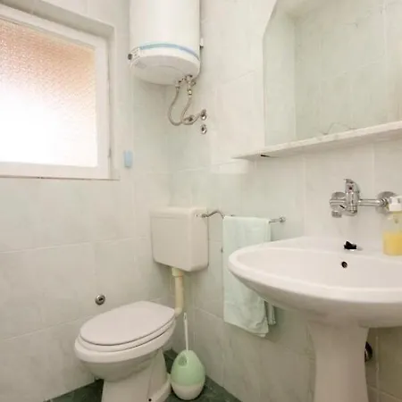 Tonka - 150m From The Sea & Parking Apartment