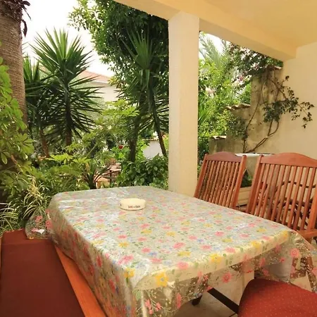 Apartment Tonka - 150m From The Sea & Parking *