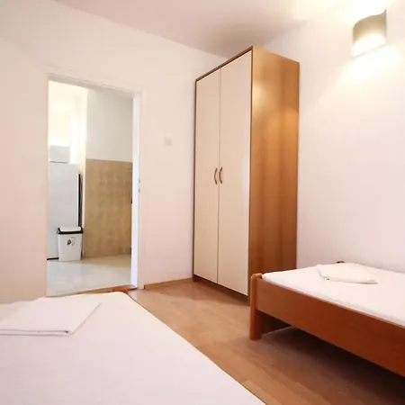 Apartment Tonka - 150m From The Sea & Parking *