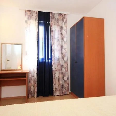 Tonka - 150m From The Sea & Parking Apartment Orebic