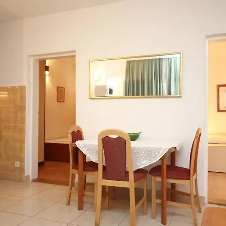 Tonka - 150m From The Sea & Parking Apartment