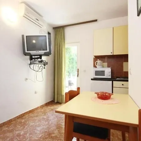 Apartment Tonka - 150m From The Sea & Parking *
